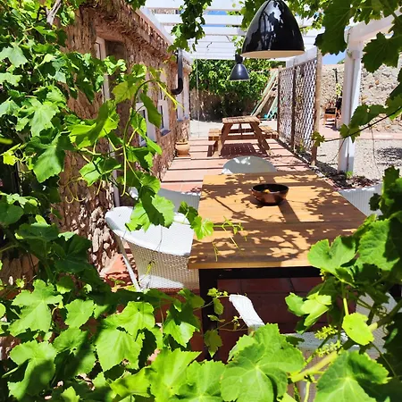 La Casa De Piedra A Orillas Del Mar Apartamento *